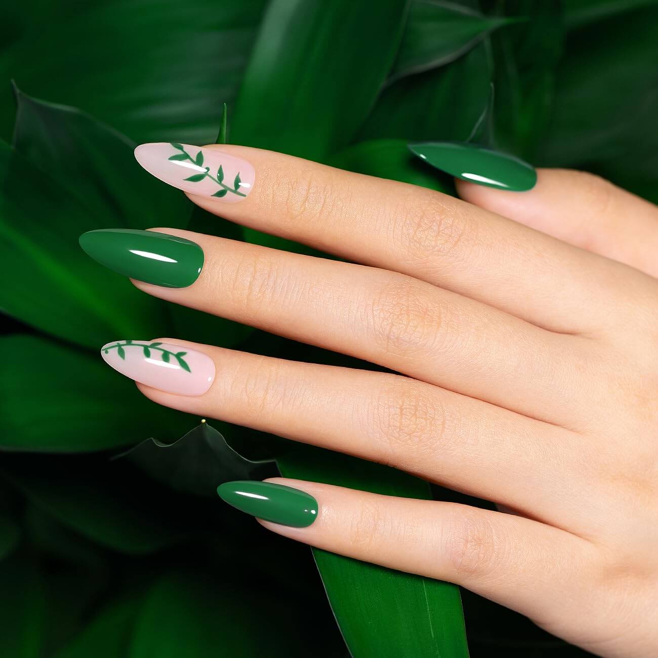 Esmalte de uñas en gel color verde esmeralda 15 ml #814